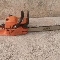 motosega ama a scoppio