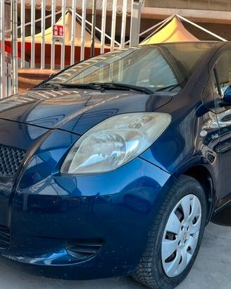 TOYOTA YARIS AUTOMATICA!