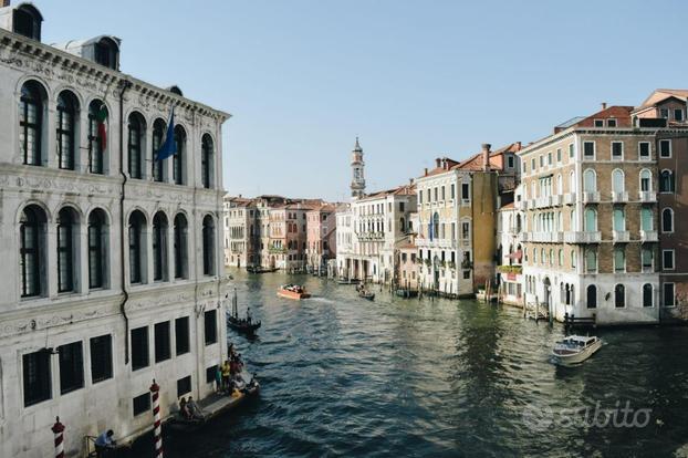 NEGOZIO A VENEZIA