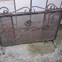 Parascintille antico per caminetto, estendibile