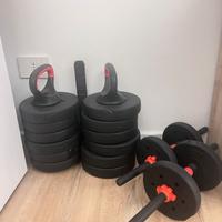 Set manubri regolabili 40 kg + elastici fitness.