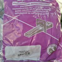 Distanziatori per piastrelle (cunei e tiranti)