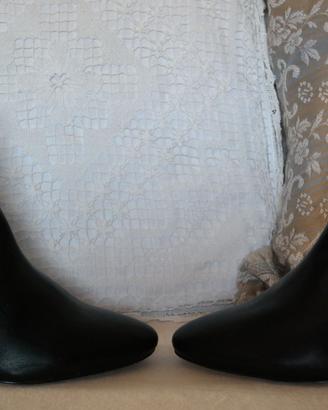 Twinset stivaletti nero pelle con borchie oro N°40