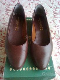 Scarpe in vera pelle nuove Morbide e comode