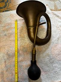 Vecchia tromba per carrozze /auto