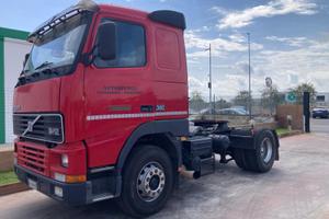 TRATTORE STRADALE VOLVO FH12 - 380