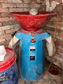 Mulino per macinare granaglie