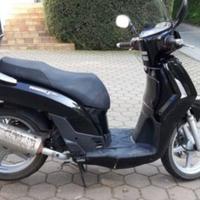 Ricambi usati per kymco people 50 4t 2007 nero