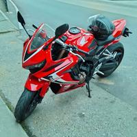 Cbr 650 r