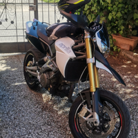 Moto Aprilia Dorsoduro