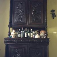 Credenza in legno fine '800 bassorilievi draghi