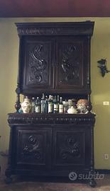 Credenza in legno fine '800 bassorilievi draghi