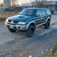mitsubishi pajero sport 