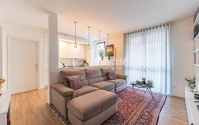 Tre Locali con Box, Via Ariosto, 3 Cusago