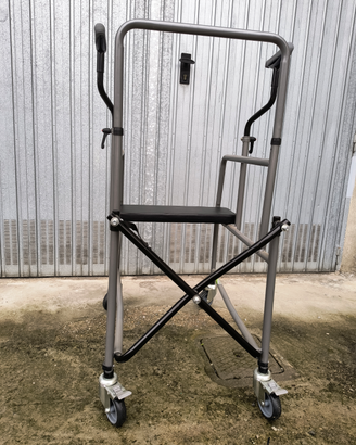 Deambulatore ascellare