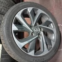 cerchi toyota Auris hibryd 2015