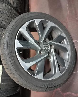 cerchi toyota Auris hibryd 2015