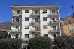 3 LOCALI A SANTA MARIA A VICO