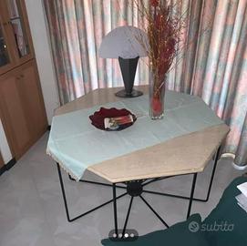 Tavolo ottagonale a forma di diamante