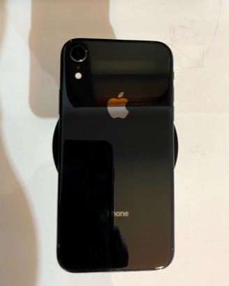 MacBook Pro 13"+ iPhone XR.