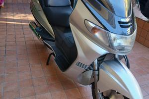 Suzuki Burgman AN 400