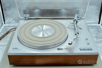 Giradischi Yamaha YP-800 DD