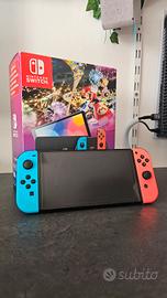 Nintendo Switch OLED + Custodia 