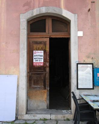 Locale C/1 da Ristrutturare a Taormina Centro ME