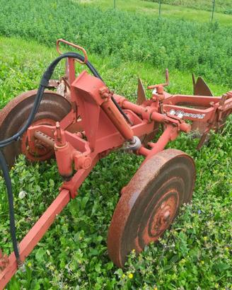 Aratro Gherardi bivomere