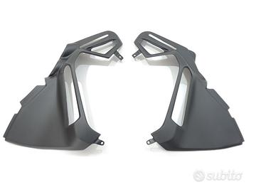 FIANCHETTI SOTTO SERBATOIO CARBONIO MULTISTRADA V4