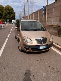 Vedo macchina per cambio auto