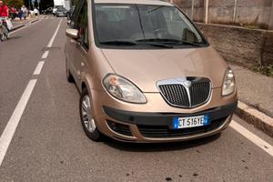 Vedo macchina per cambio auto