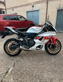 Yamaha r7