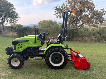 PREET AVENGER 26 4x4   26 hr anno 23 + trincia