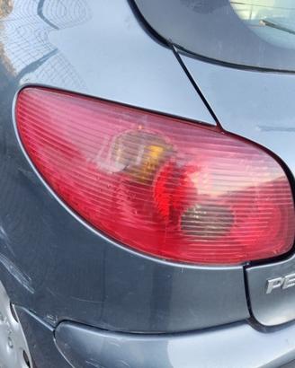 Fanale posteriore sinistro PEUGEOT 206 del 2007