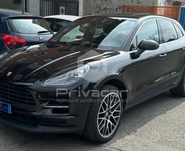 Porsche Macan 2.0 245CV sport chrono nero