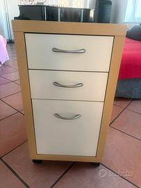 Cassettiera piccola con rotelle
