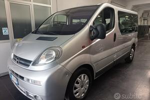 Opel Vivaro 27 2.5 CDTI/135CV PC-TN Combi