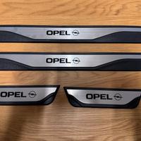 Battitacco universale opel