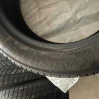 4 gomme michelin 215/55/17