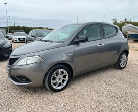 Lancia Ypsilon 1.2 69 CV 5 porte Gold my19 UNIPRO