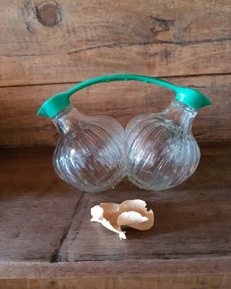 Oliera doppia vintage in vetro per olio e aceto