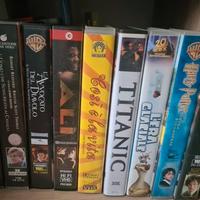 9 videocassette VHS originali da collezione