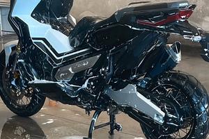 xadv 750