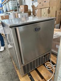 Frigorifero 1 anta sottobanco positivo usato