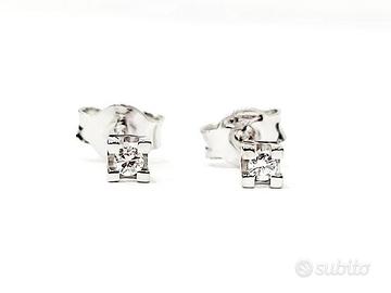 Orecchini punto luce torniti oro bianco diamanti