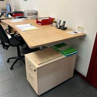 Scrivania motorizzata