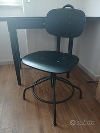 Tavolino scrivania +sedia IKEA