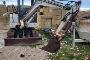 Escavatore Bobcat per pezzi