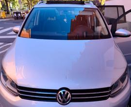 VOLKSWAGEN Touran 3ª serie - 2011